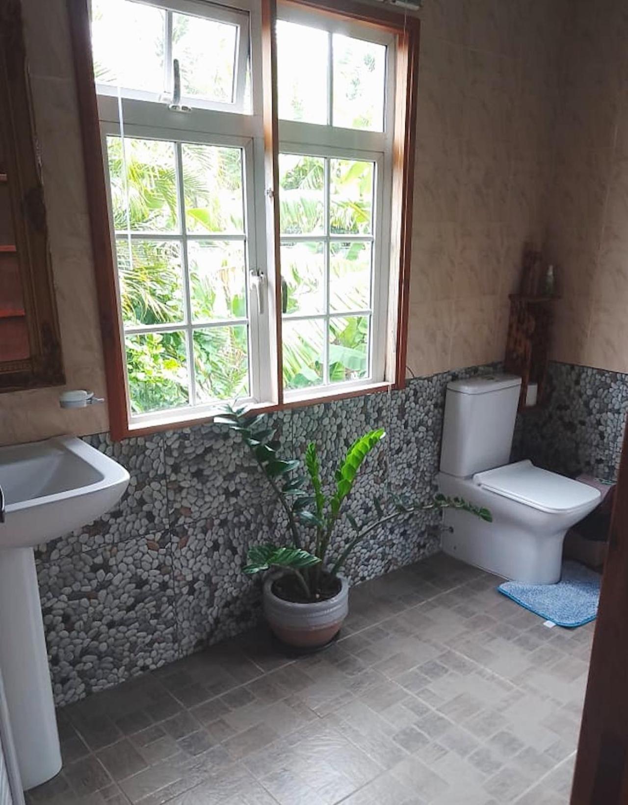 Chez Mireille Hotel Saint Gabriel Екстериор снимка