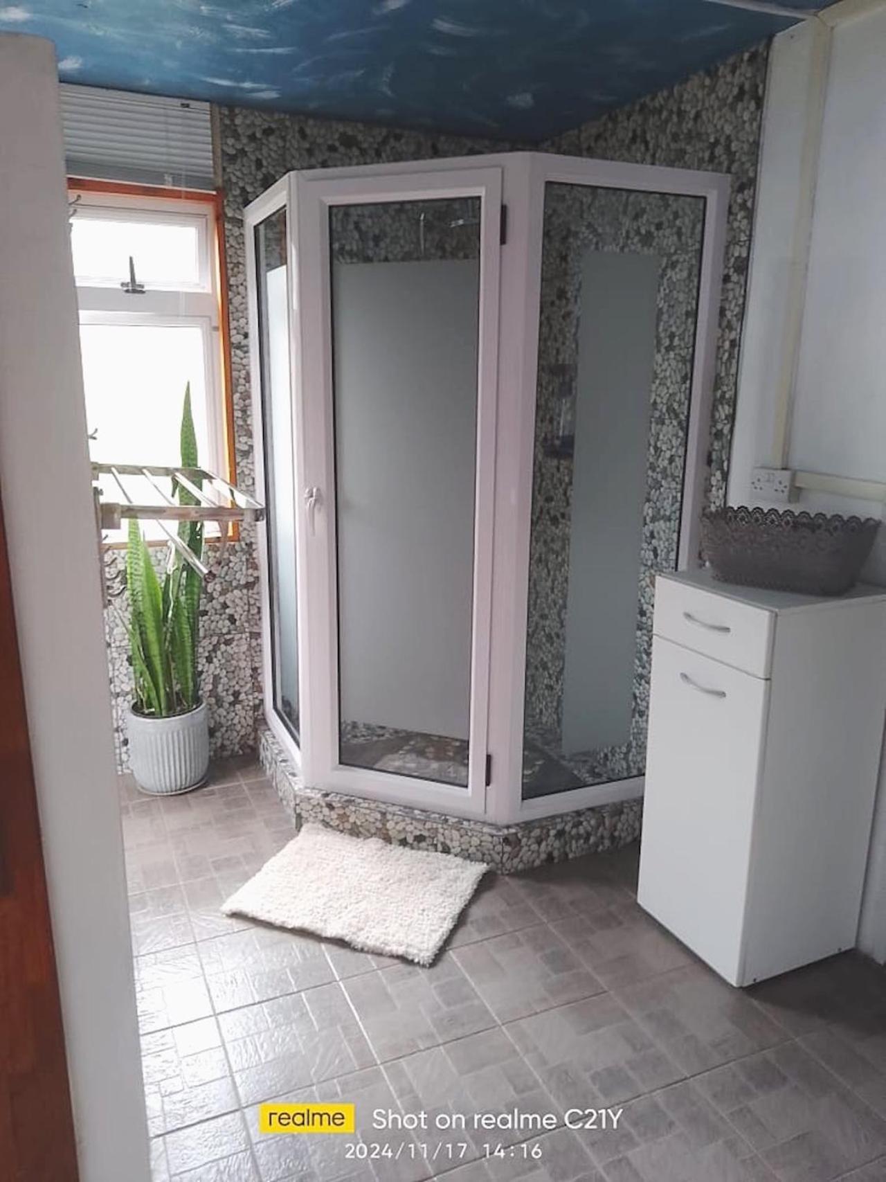 Chez Mireille Hotel Saint Gabriel Екстериор снимка